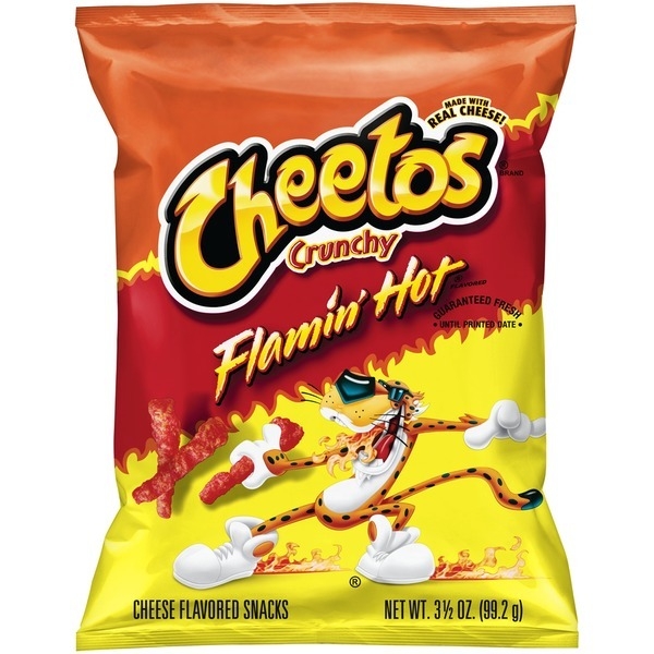 Cheetos Flamin'Hot Crunchy Corn Puffs (kingsize) 24x99gr